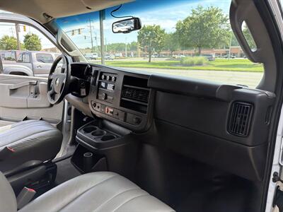 2017 Chevrolet Express 2500 - Photo 19 - Hamilton, OH 45015
