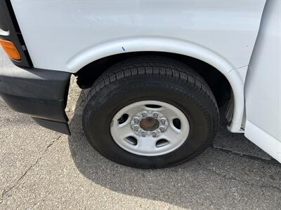 2017 Chevrolet Express 2500 - Photo 25 - Hamilton, OH 45015