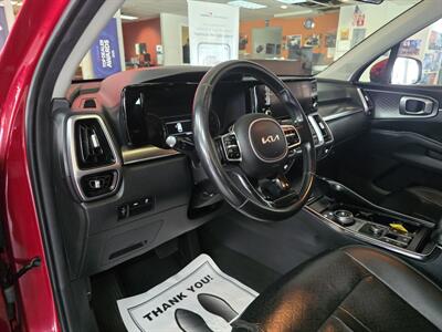 2022 Kia Sorento Hybrid S 4DR SUV AWD - Photo 8 - Hamilton, OH 45015