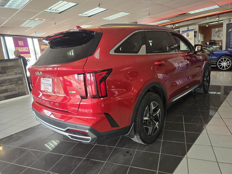 2022 Kia Sorento Hybrid S 4DR SUV AWD - Photo 4 - Hamilton, OH 45015