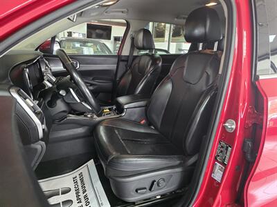 2022 Kia Sorento Hybrid S 4DR SUV AWD - Photo 9 - Hamilton, OH 45015