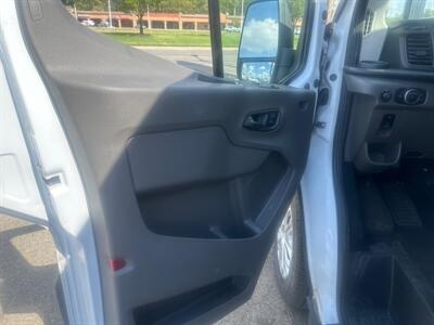 2021 Ford Transit 350 XLT 148 " MEDIUM ROOF PASSENGER VAN   - Photo 6 - Hamilton, OH 45015