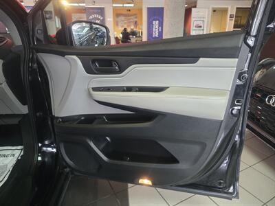 2019 Honda Odyssey EX-L 4DR MINI-VAN - Photo 12 - Hamilton, OH 45015