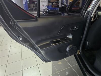 2015 Toyota Prius c Two 4DR HATCHBACK - Photo 10 - Hamilton, OH 45015