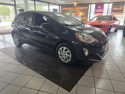 2015 Toyota Prius c Two 4DR HATCHBACK - Photo 3 - Hamilton, OH 45015