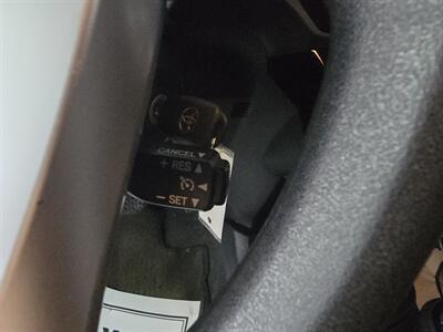 2015 Toyota Prius c Two 4DR HATCHBACK - Photo 27 - Hamilton, OH 45015