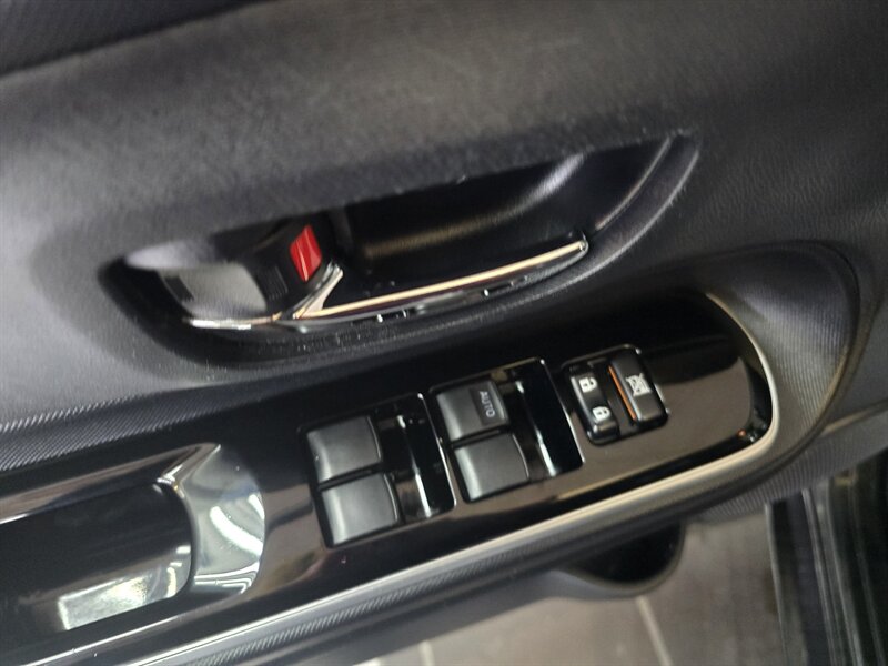 2015 Toyota Prius c Two 4DR HATCHBACK - Photo 17 - Hamilton, OH 45015
