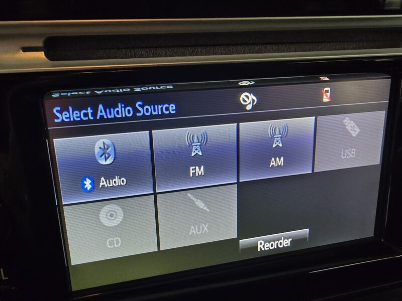 2015 Toyota Prius c Two 4DR HATCHBACK - Photo 25 - Hamilton, OH 45015