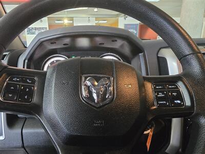 2019 RAM 1500 CLASSIC SLT CREW CAB 4X4/HEMI   - Photo 19 - Hamilton, OH 45015
