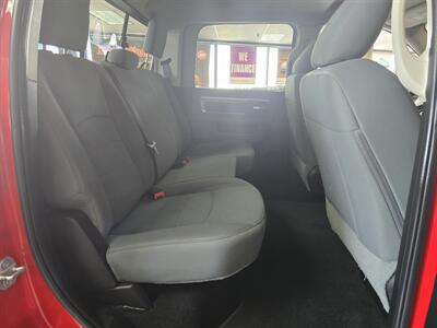 2019 RAM 1500 CLASSIC SLT CREW CAB 4X4/HEMI   - Photo 14 - Hamilton, OH 45015