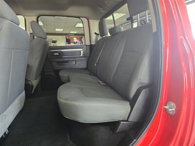 2019 RAM 1500 CLASSIC SLT CREW CAB 4X4/HEMI   - Photo 8 - Hamilton, OH 45015