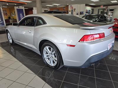 2015 Chevrolet Camaro LT 2DR COUPE w/1LT   - Photo 6 - Hamilton, OH 45015