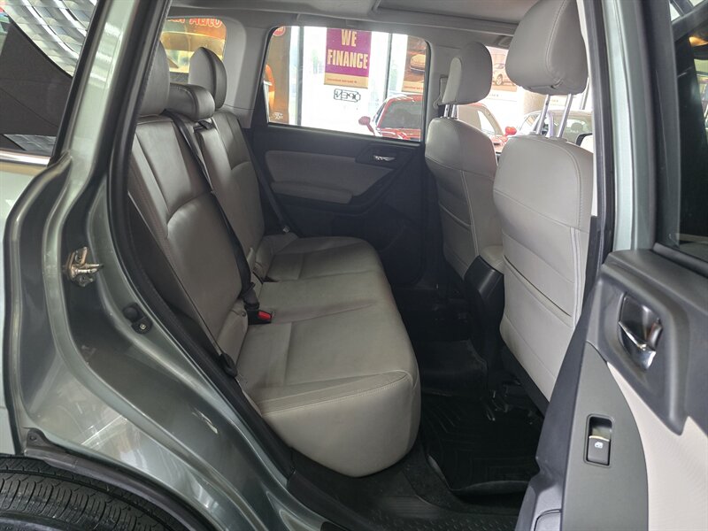 2017 Subaru Forester 2.5i Limited 4DR WAGON AWD - Photo 16 - Hamilton, OH 45015