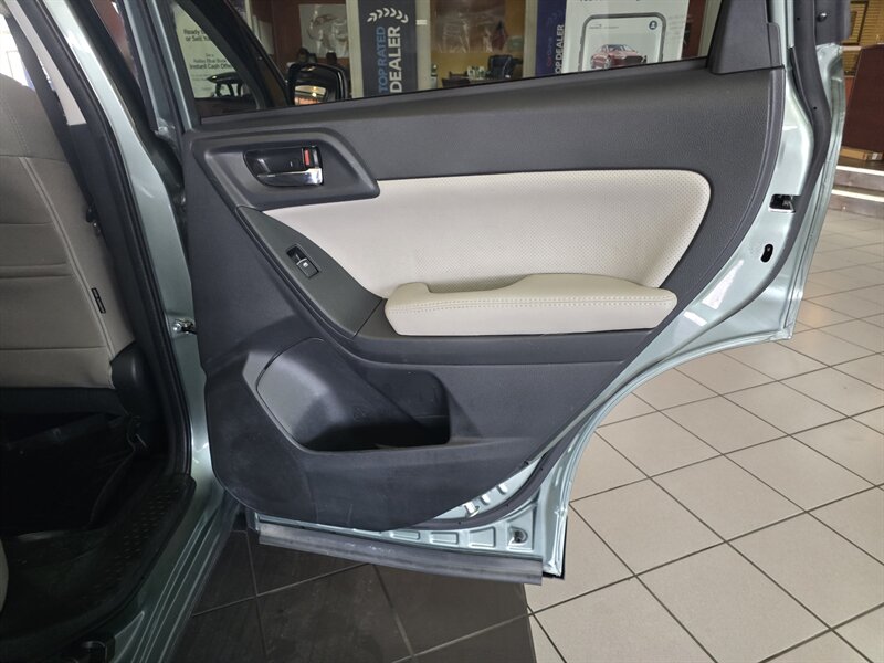 2017 Subaru Forester 2.5i Limited 4DR WAGON AWD - Photo 15 - Hamilton, OH 45015