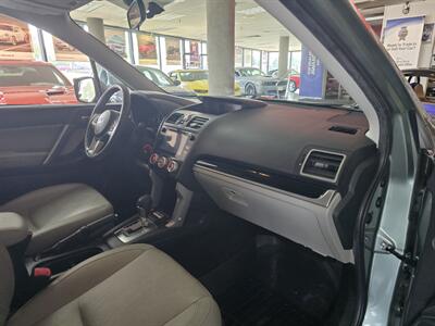 2017 Subaru Forester 2.5i Limited 4DR WAGON AWD - Photo 13 - Hamilton, OH 45015