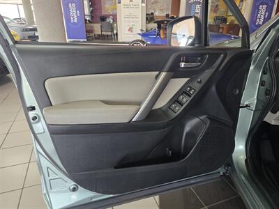 2017 Subaru Forester 2.5i Limited 4DR WAGON AWD - Photo 7 - Hamilton, OH 45015