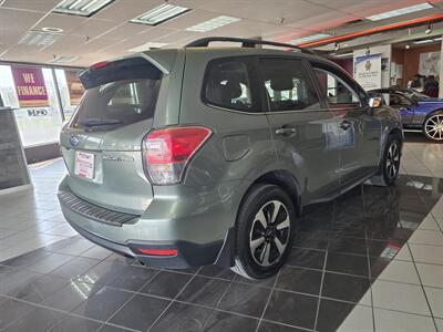 2017 Subaru Forester 2.5i Limited 4DR WAGON AWD - Photo 4 - Hamilton, OH 45015