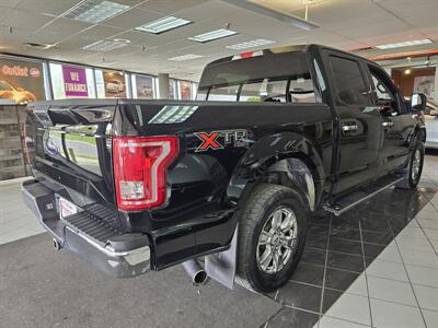 2017 Ford F-150 XLT SUPER CREW 4X4   - Photo 5 - Hamilton, OH 45015