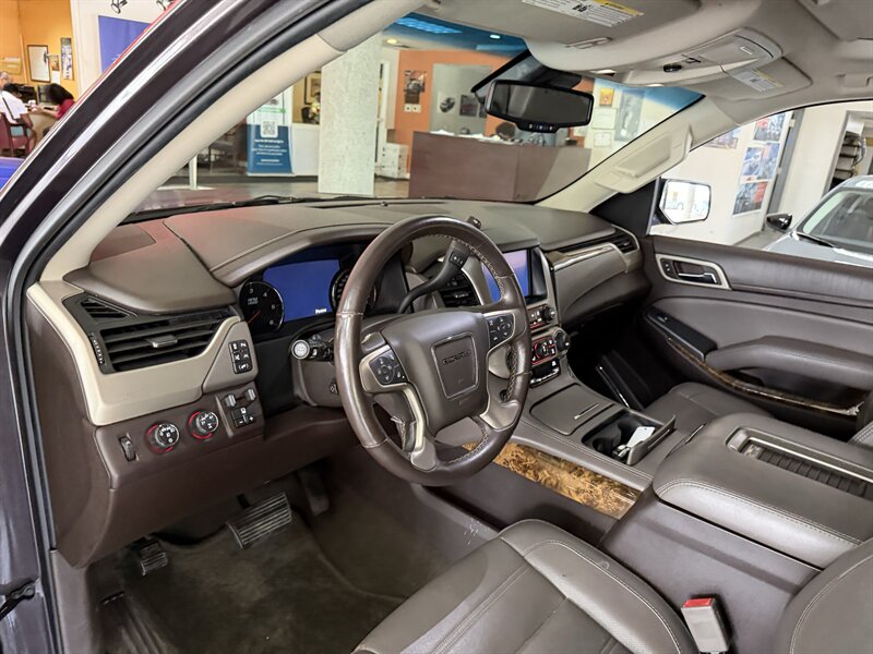 2016 GMC Yukon Denali - Photo 11 - Hamilton, OH 45015