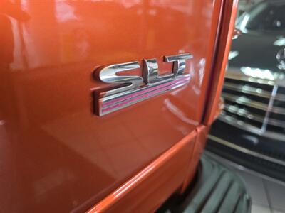 2005 Dodge Ram 1500 SLT   - Photo 23 - Hamilton, OH 45015