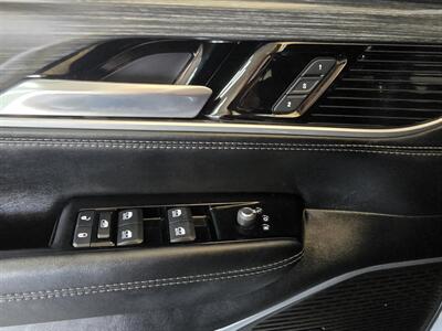 2023 Jeep Wagoneer L Series III 4DR SUV   - Photo 23 - Hamilton, OH 45015
