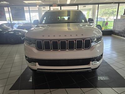 2023 Jeep Wagoneer L Series III 4DR SUV   - Photo 2 - Hamilton, OH 45015