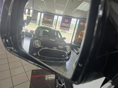 2023 Jeep Wagoneer L Series III 4DR SUV   - Photo 22 - Hamilton, OH 45015