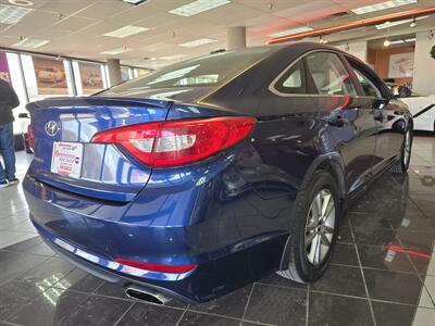 2017 Hyundai Sonata SE 4DR SEDAN   - Photo 6 - Hamilton, OH 45015