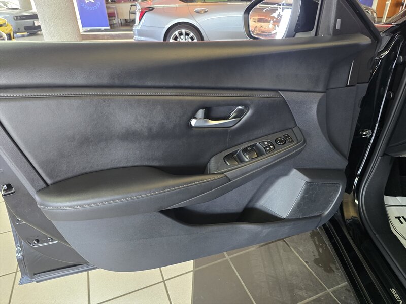 2025 Nissan Sentra SV 4DR SEDAN - Photo 7 - Hamilton, OH 45015
