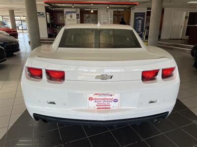 2012 Chevrolet Camaro LT 2DR COUPE   - Photo 7 - Hamilton, OH 45015