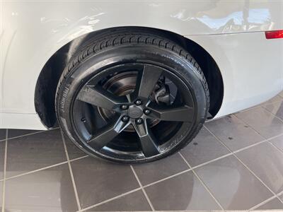 2012 Chevrolet Camaro LT 2DR COUPE   - Photo 28 - Hamilton, OH 45015