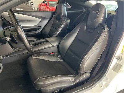 2012 Chevrolet Camaro LT 2DR COUPE   - Photo 10 - Hamilton, OH 45015