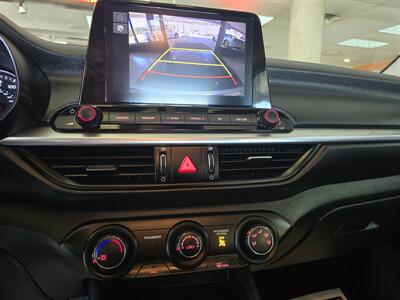 2024 Kia Forte LXS   - Photo 19 - Hamilton, OH 45015