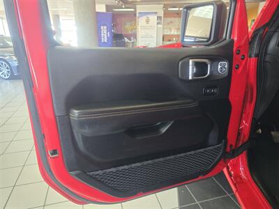 2024 Jeep Wrangler Sahara 4xe 4DR WAGON 4X4 - Photo 7 - Hamilton, OH 45015