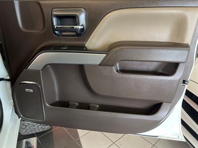 2015 Chevrolet Silverado 1500 LTZ Z71   - Photo 32 - Hamilton, OH 45015