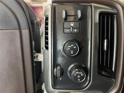 2015 Chevrolet Silverado 1500 LTZ Z71   - Photo 15 - Hamilton, OH 45015