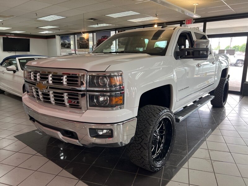2015 Chevrolet Silverado 1500 LTZ Z71 - Photo 1 - Hamilton, OH 45015
