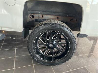 2015 Chevrolet Silverado 1500 LTZ Z71   - Photo 35 - Hamilton, OH 45015