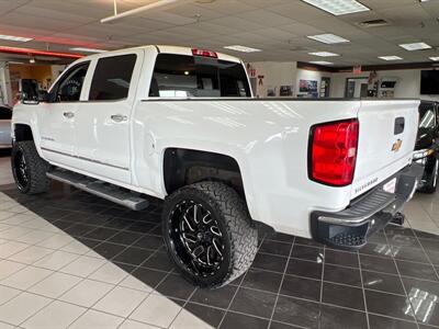 2015 Chevrolet Silverado 1500 LTZ Z71   - Photo 8 - Hamilton, OH 45015
