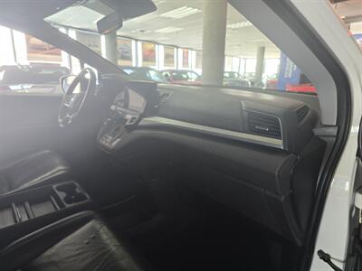 2018 Honda Odyssey EX-L 4DR MINI-VAN   - Photo 14 - Hamilton, OH 45015