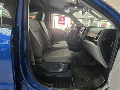 2017 Ford F-150 XLT SUPER CREW 4X4 - Photo 14 - Hamilton, OH 45015