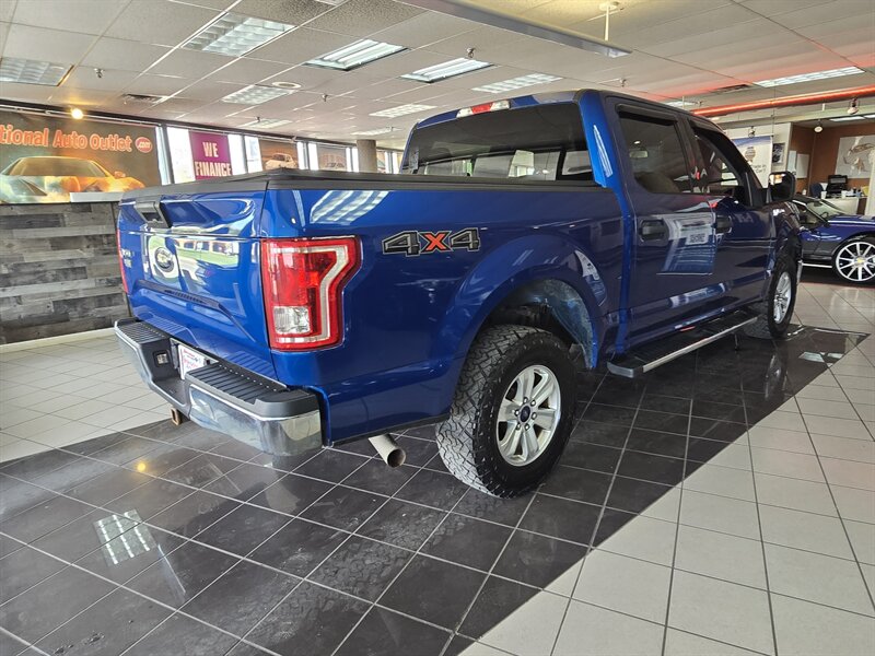 2017 Ford F-150 XLT SUPER CREW 4X4 - Photo 4 - Hamilton, OH 45015