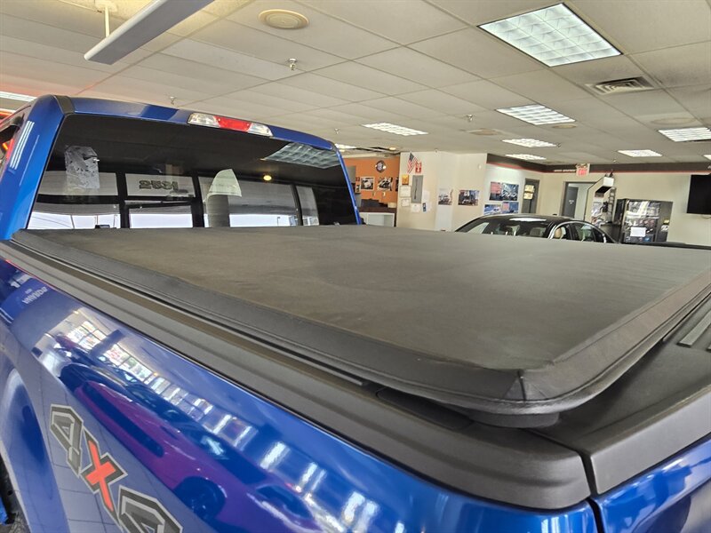 2017 Ford F-150 XLT SUPER CREW 4X4 - Photo 29 - Hamilton, OH 45015