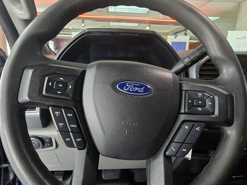 2017 Ford F-150 XLT SUPER CREW 4X4 - Photo 20 - Hamilton, OH 45015