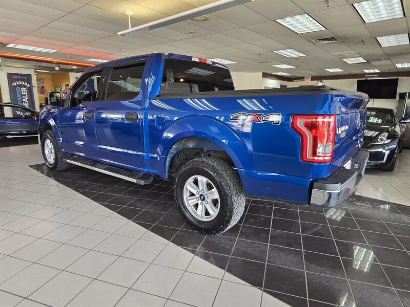 2017 Ford F-150 XLT SUPER CREW 4X4 - Photo 6 - Hamilton, OH 45015