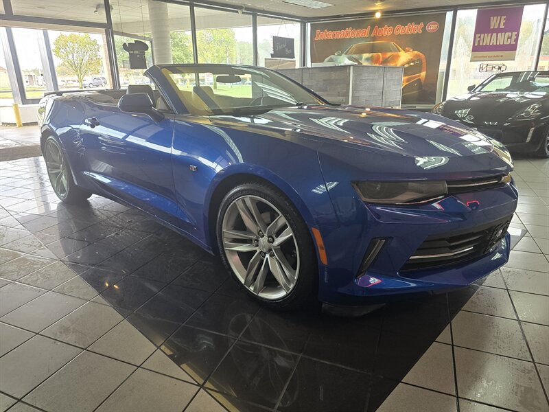 2017 Chevrolet Camaro LT - Photo 3 - Hamilton, OH 45015