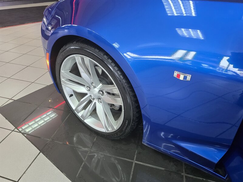 2017 Chevrolet Camaro LT - Photo 29 - Hamilton, OH 45015
