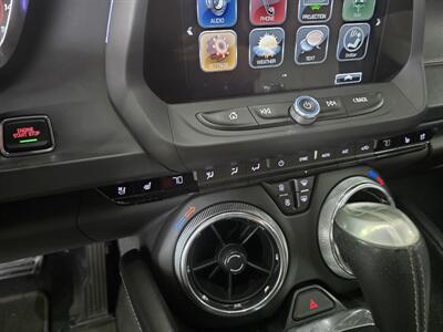 2017 Chevrolet Camaro LT - Photo 35 - Hamilton, OH 45015