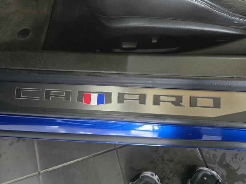 2017 Chevrolet Camaro LT - Photo 18 - Hamilton, OH 45015