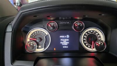 2018 RAM 1500 Night   - Photo 11 - Hamilton, OH 45015